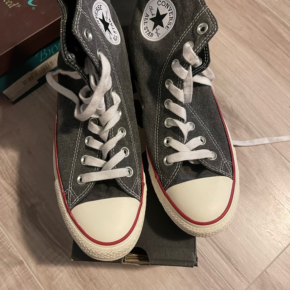 Vintage looking high tops